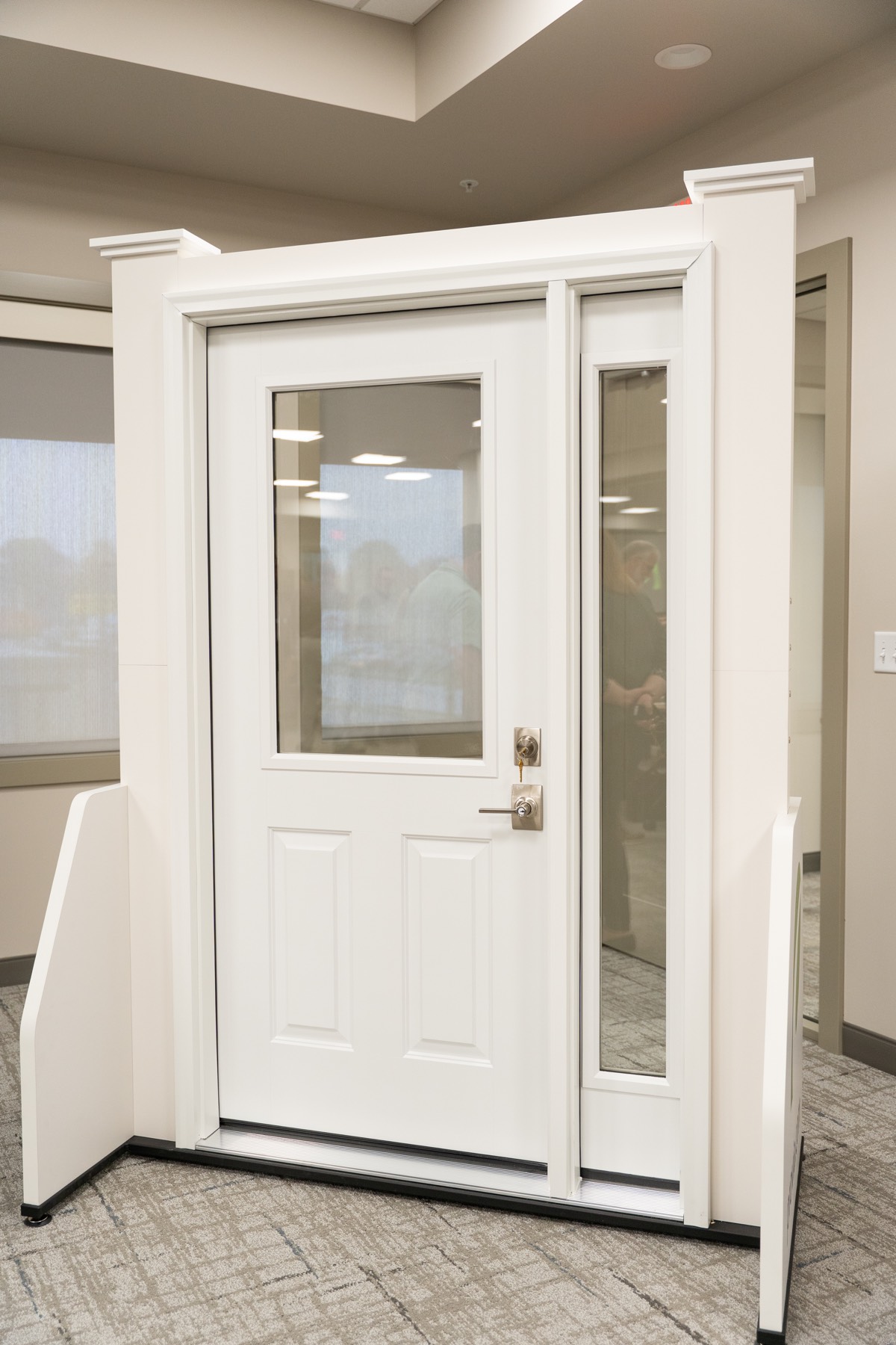 Ascent Smooth 430 2P Narrow Sidelite Snow Mist Clear Glass Satin Nickel Schlage Latitdue exterior entry door style option